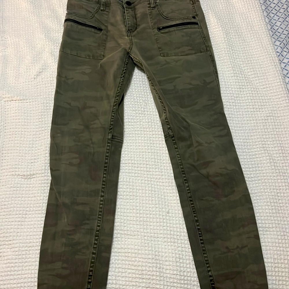 Sanctuary, camo design, size 30 women’s, denim